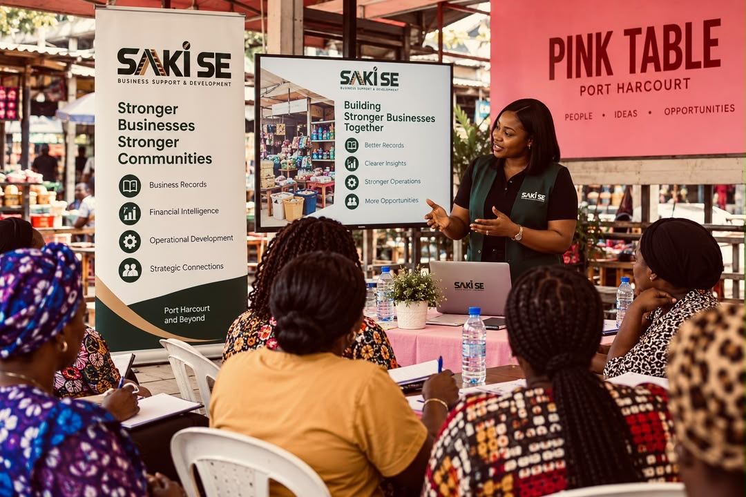 Business owners taking notes during a SAKI SE records session