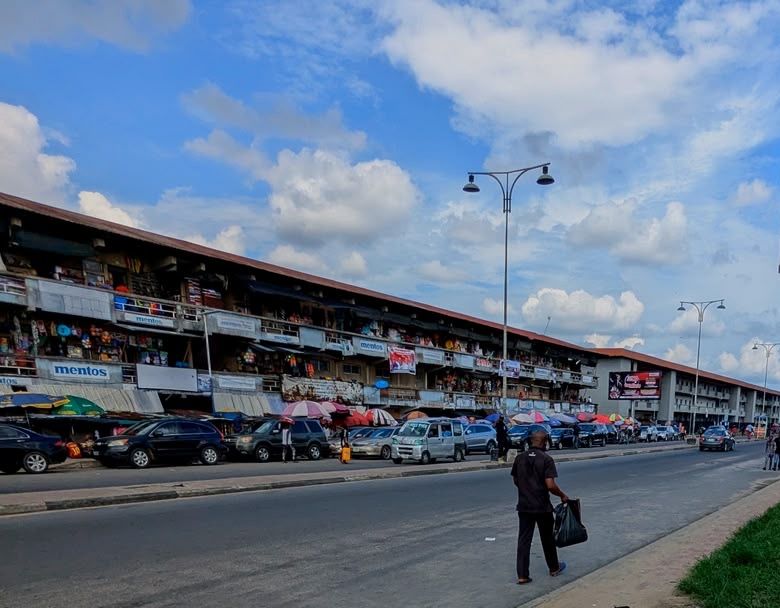 A market building on a main road in Port Harcourt